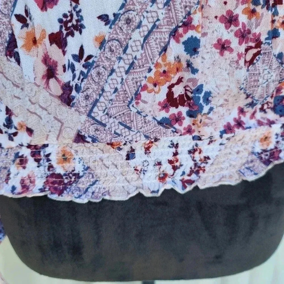 American Rag Cie Women's S Purple Floral Cold Shoulder Blouse Top Long Sleeve - Picture 7 of 9